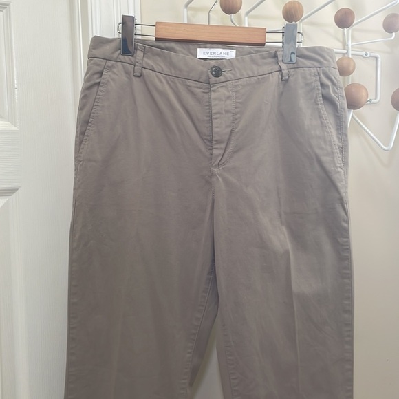 Everlane - Slim Khaki Pants - Light Brown - 32x32 - Picture 2 of 13